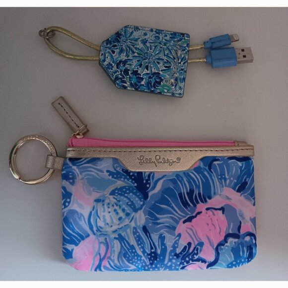 LILLY PULITZER KEYCHAIN POUCH & CHARGER - Picture 1 of 3